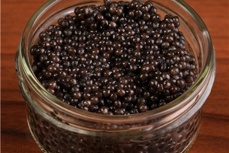 خاویار ایرانی؛ میراثی لوکس از دل آب‌های خزر